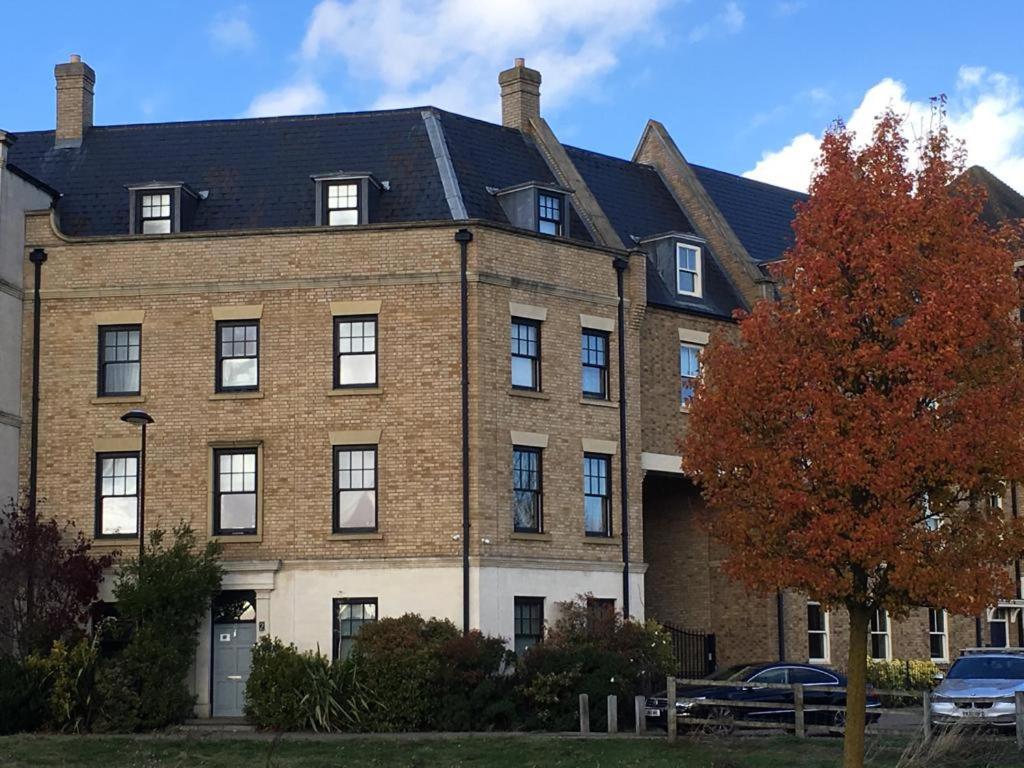 Upton Country Park Guest House نورث هامبتون المظهر الخارجي الصورة